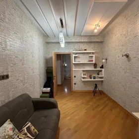 In Xətai rayonu 202.0 m² apartment is for sale - Image 2