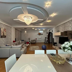 In Xətai rayonu 202.0 m² apartment is for sale - Image 4