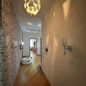 In Xətai rayonu 202.0 m² apartment is for sale - Image 7