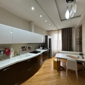 In Xətai rayonu 202.0 m² apartment is for sale - Image 8