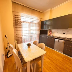 In Baku 97.0 m² apartment is for rent - Image 4