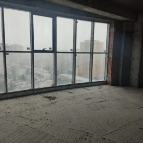 In Baku 200.0 m² apartment is for sale - Image 7