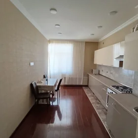 In Baku 100.0 m² apartment is for rent - Image 6
