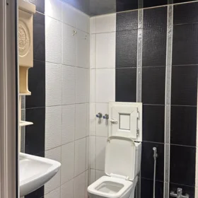 In Baku 45.0 m² apartment is for sale - Image 6