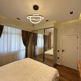 In Baku 80.0 m² apartment is for rent - Image 8