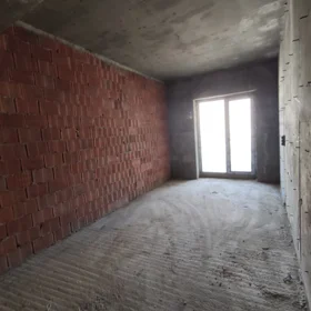 In Baku 70.0 m² apartment is for sale - Image 4