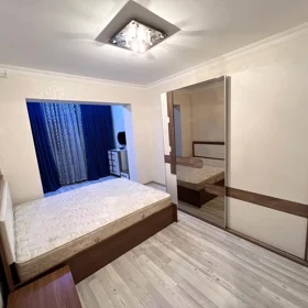 In Baku 60.0 m² apartment is for rent - Image 8