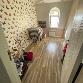 In Khirdalan 85.0 m² apartment is for rent - Image 10