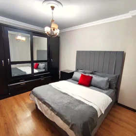 In Baku 90.0 m² apartment is for rent - Image 6