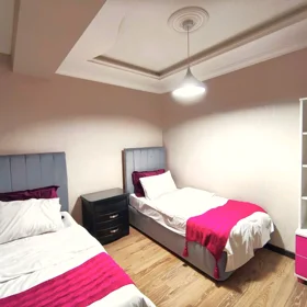 In Baku 90.0 m² apartment is for rent - Image 8
