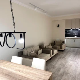 In Baku 65.0 m² apartment is for rent - Image 3