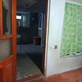 In Baku 30.0 m² house with 1.0 rooms is for rent - Image 3