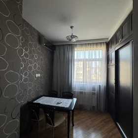 In Səbail rayonu 100.0 m² apartment is for rent - Image 2