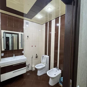 In Səbail rayonu 100.0 m² apartment is for rent - Image 7