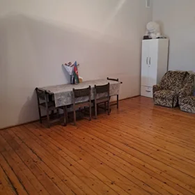 In Baku 100.0 m² house with 3.0 rooms is for sale - Image 5