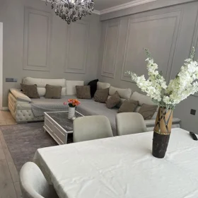 In Khirdalan 65.0 m² apartment is for sale - Image 8