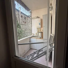 In Baku 155.0 m² apartment is for rent - Image 5