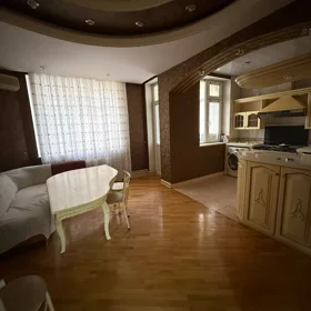 In Baku 155.0 m² apartment is for rent - Image 8