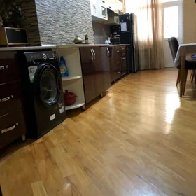 In Baku 140.0 m² apartment is for rent - Image 9