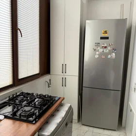 In Baku 70.0 m² apartment is for rent - Image 2