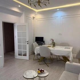In Baku 70.0 m² apartment is for rent - Image 3