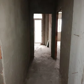 In Baku 193.0 m² apartment is for sale - Image 2