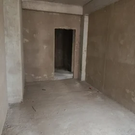 In Baku 193.0 m² apartment is for sale - Image 9