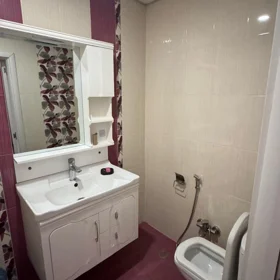 In Baku 110.0 m² apartment is for rent - Image 9