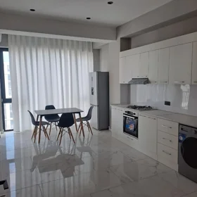 In Baku 108.0 m² apartment is for rent - Image 4