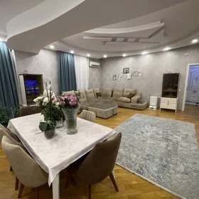 In Baku 95.0 m² apartment is for sale - Image 5