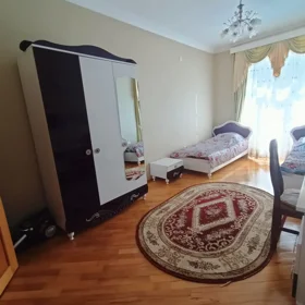 In Baku 160.0 m² apartment is for rent - Image 6