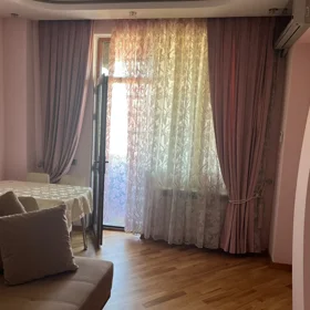 In Baku 90.0 m² apartment is for rent - Image 2