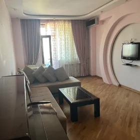 In Baku 90.0 m² apartment is for rent - Image 3