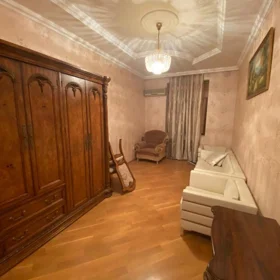 In Baku 170.0 m² apartment is for rent - Image 7