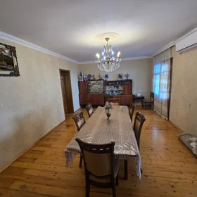 In Baku 100.0 m² apartment is for sale - Image 6