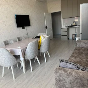 In Khirdalan 75.0 m² apartment is for rent - Image 4