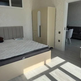 In Khirdalan 75.0 m² apartment is for rent - Image 8