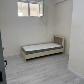 In Khirdalan 75.0 m² apartment is for rent - Image 9