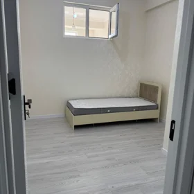 In Khirdalan 75.0 m² apartment is for rent - Image 10