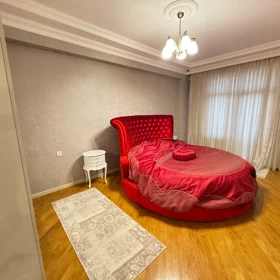 In Baku 100.0 m² apartment is for rent - Image 10