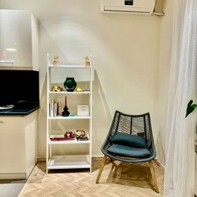 In Baku 90.0 m² apartment is for rent - Image 10