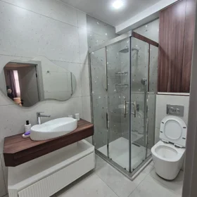In Baku 100.0 m² apartment is for rent - Image 3