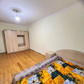In Baku 60.0 m² apartment is for rent - Image 2