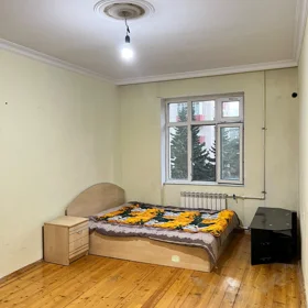 In Baku 60.0 m² apartment is for rent - Image 3