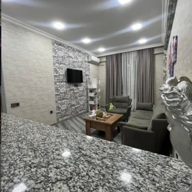 In Baku 75.0 m² apartment is for sale - Image 2