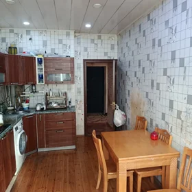 In Khirdalan 70.0 m² apartment is for sale - Image 5