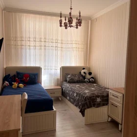 In Baku 115.0 m² apartment is for rent - Image 6