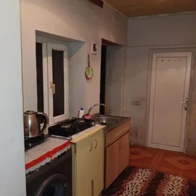 In Baku 38.0 m² house with 2.0 rooms is for rent - Image 6