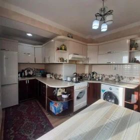 In Baku 85.0 m² apartment is for sale - Image 4