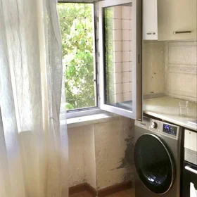 In Baku 65.0 m² apartment is for sale - Image 6